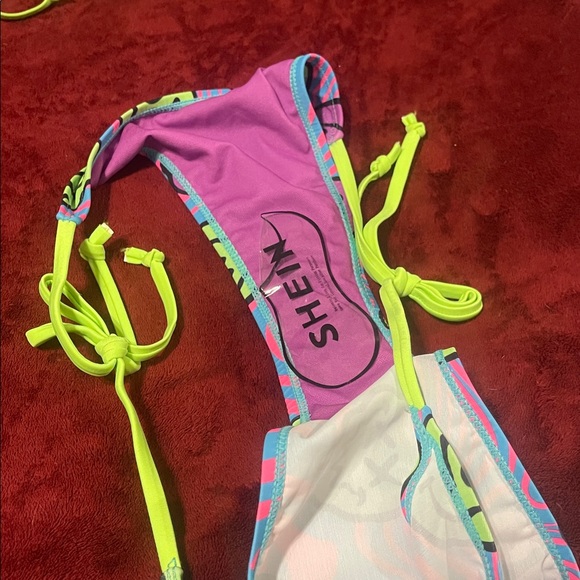 NWOT SHEIN Multicolor Graphic Bikini - Picture 5 of 10